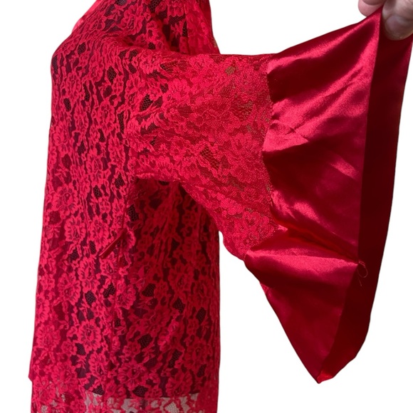 Vintage Victoria’s Secret Gold Label Red Lace Satin Robe - Picture 7 of 11